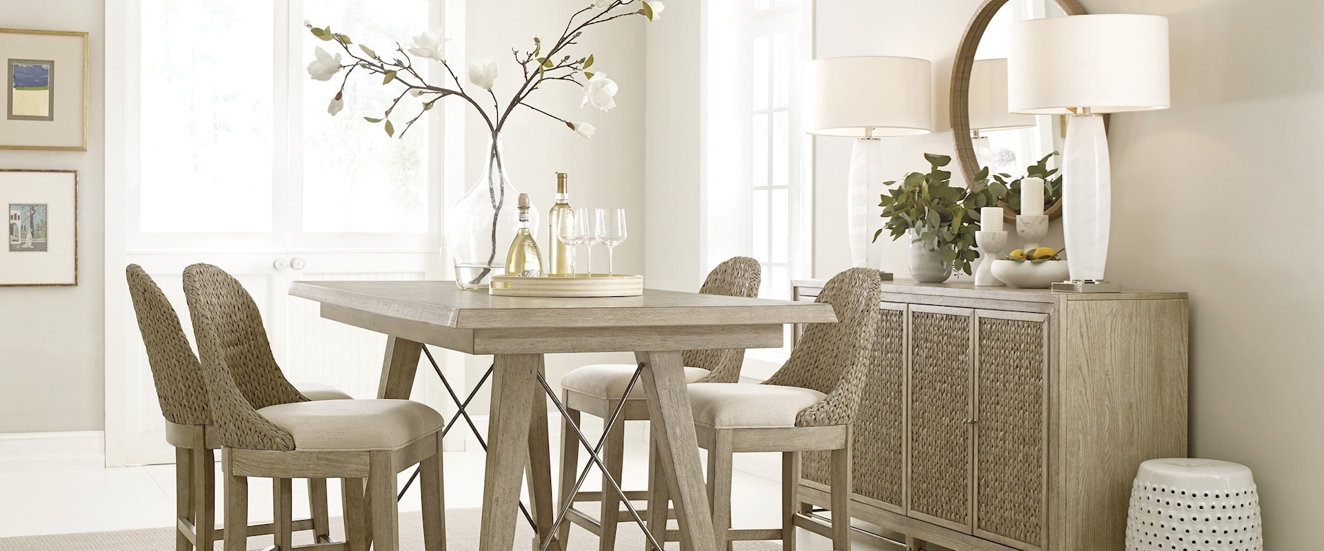 Casual Dining Room Group